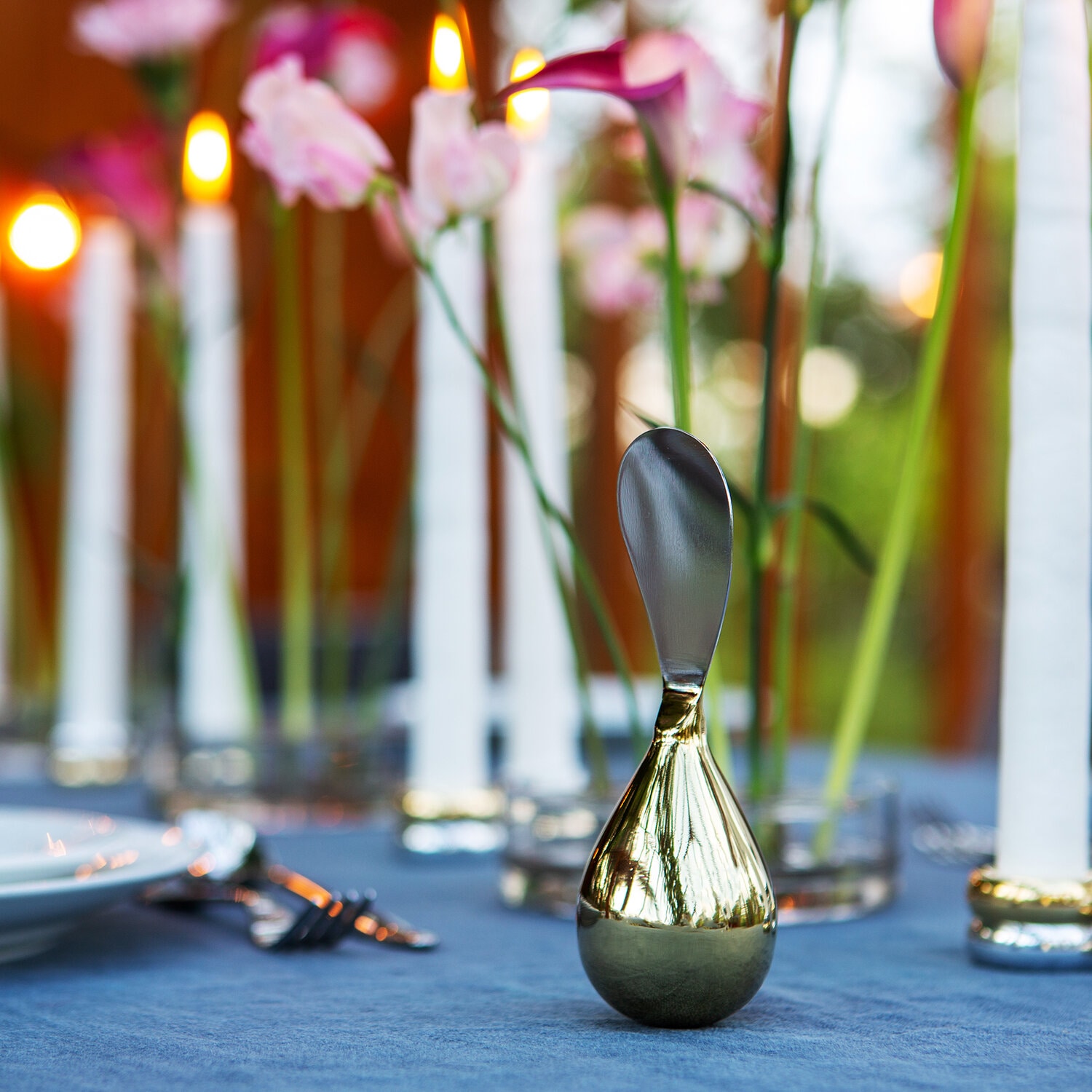https://www.klong.se/pub_docs/files/Tilt-Brass-Cutlery-Square-6.jpg